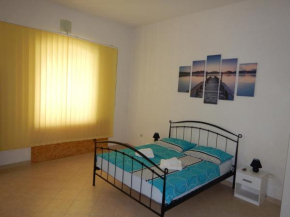 Studio apartment Duje